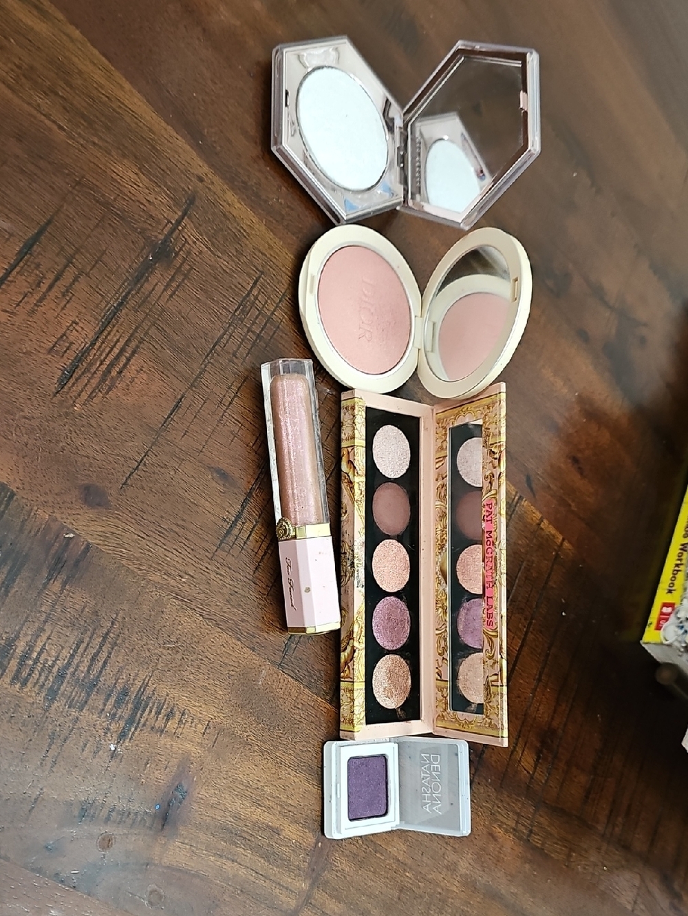 Eyeshadow Palette & Blush Set - Soft Pink Makeup Collection